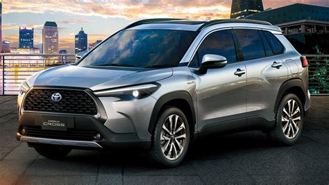 New Toyota Corolla Cross Suv 2021 Detailed Tough Looking Small Suv