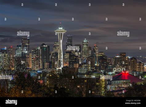 Downtown Seattle By Night View From Kerry Park Stock Photo Alamy