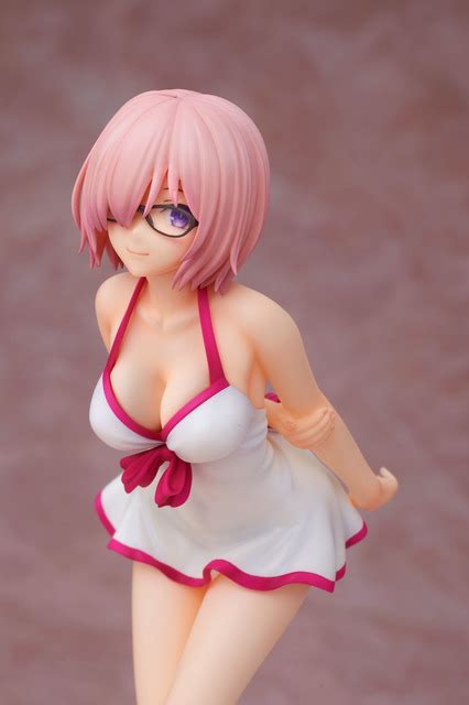 Fategrand Orders Mash Kyrielight Get A Figure In The Everlasting Summer Swimsuit Anime