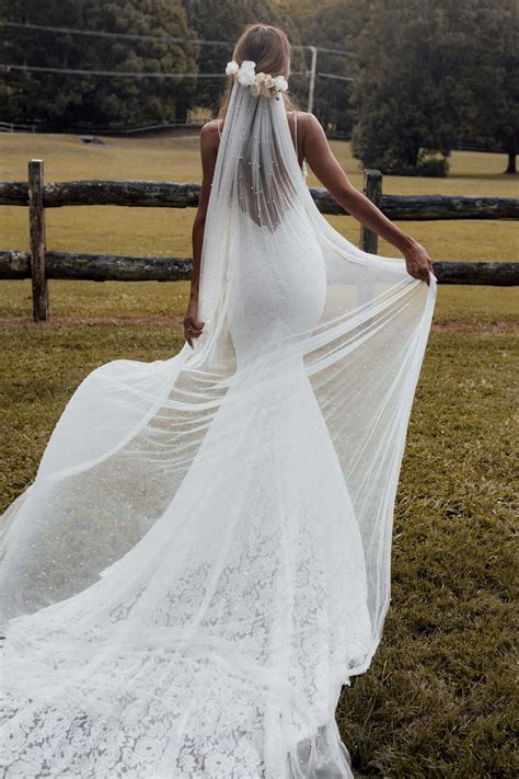 Pearly Long Veil Bridal Veil With Pearls Grace Loves Lace Eu