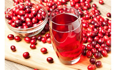 Apples, like all whole plant foods, are packed with fiber, which may lower cholesterol. Cranberry juice could reduce risk factors for diabetes ...