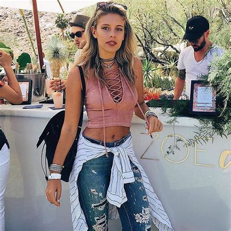 Natasha Oakley In Head To Toe Guess Loveguess Guess Denim Fashion Fashion Outfits Womens