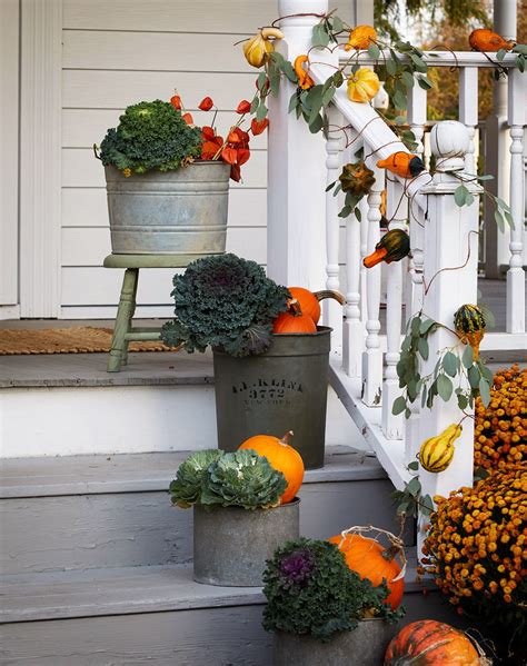 26 Outdoor Fall Decorating Ideas To Showcase Through Thanksgiving