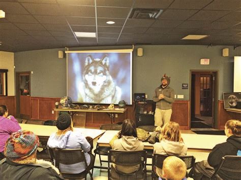 Wolf Moon Attracts Howls At Observatory Park Geauga County Maple Leaf