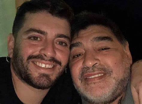 Argentinien trikot retro oder aktuell oder boca juniors maradona. Diego Maradona Junior : Primiciasya.com: Diego Maradona ...