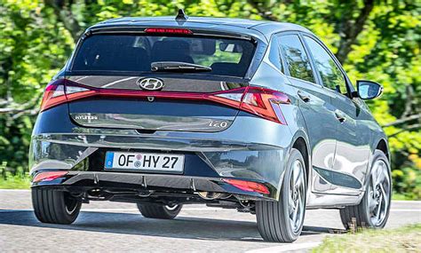 Today's hyundai i20 is way funkier than the previous model; 2020 Hyundai i20 to get Premium Bose Music System like Creta