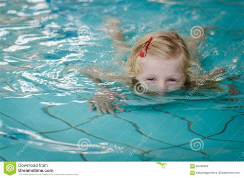 Child Half Underwater In Swimming Pool Stock Image Image Of Swimming