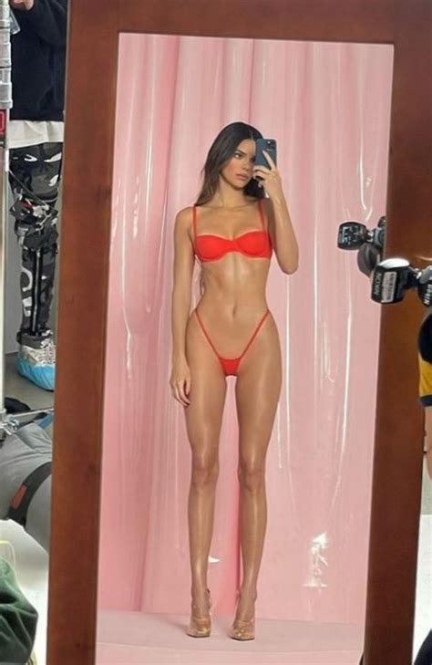 Kendall Jenner Poses In Red Lingerie For Skims Valentines Day Collection Au