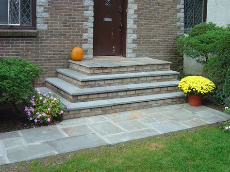I Like The Three Lower Steps But With Grey Stone Not Brick On The