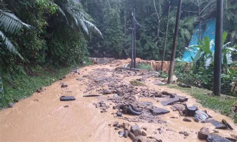 Mud Flood Hits Janda Baik Bukit Tinggi Following Non Stop Rain