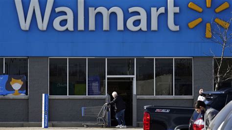 Walmart is giving its 740,000 store workers phones to help them on the job
