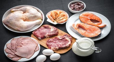 Vitamin b12, also known as cobalamin, is an essential b complex vitamin that aids various body functions including metabolism, blood unfortunately, the body cannot produce vitamin b12 on its own. Foods Rich In Vitamin B12: Deficiency, Treatment, Dose ...