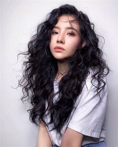 Marinette Dupain Cheng Curly Asian Hair Long Wavy Hair Asian Hair