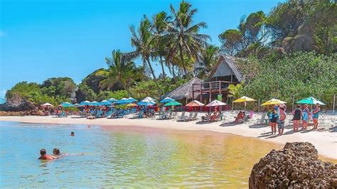 Praia de Tambaba no Conde PB oferece prática naturista e paisagem encantadora Paraíba G
