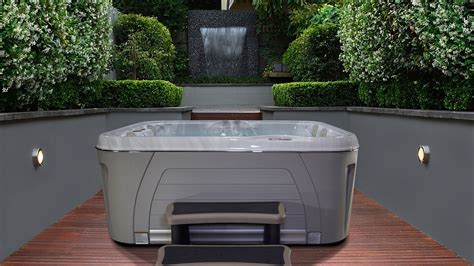 Serenity 4300 Luxurious 3 Person Hot Tub Hydropool Surrey