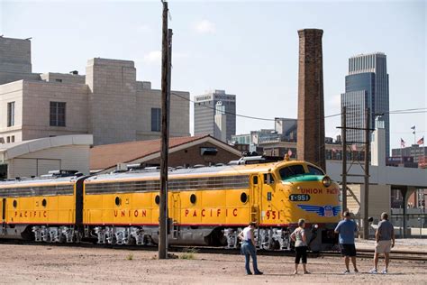 Hundreds Ride Back In Time On Union Pacific Passenger Train In Omaha