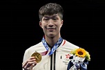 香港隊的2個家朗》張家朗抱回東京奧運首面金牌 伍家朗穿黑衣無區旗遭親中人士抨擊-風傳媒