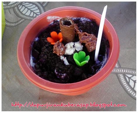 Kalau dahulu perisa utamanya cumalah asam boi, milo, kini terdapat dalam pelbagai. Sweet red cherry: Jeruk cermai asam boi, Aiskrim pasu ...