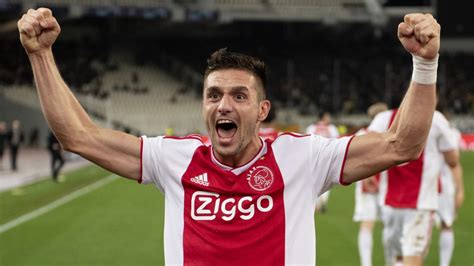 Met onder andere zijn fantastische goal in bernabéu tegen real madrid. The revival of Dušan Tadić at Ajax - Latest Sports News In ...