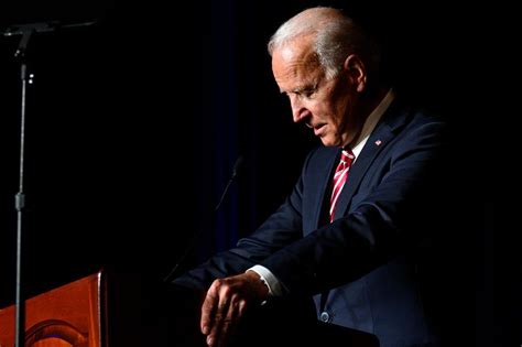 Joe Biden A Frontrunner Stumbles In The Age Of Metoo Bbc News