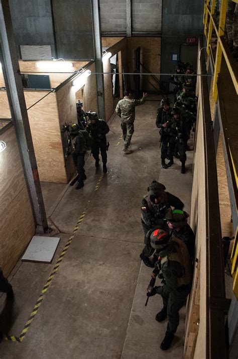 Security Partnership Strengthens As Us Special Forces Colombian