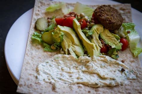 If you think you have to have a bit of middle eastern heritage to make great turkish flatbread, think again! My favorite middle eastern fusion wrap: Avocado Falafel ...