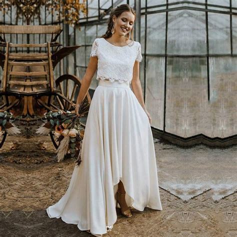 Bohemian Two Pieces Wedding Dresses 2021 Lace Top Short Sleeve Bridal
