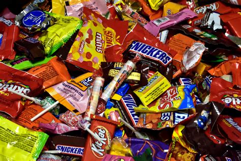 How The Candy Industry Convinced Us That Halloweenishappening—despite