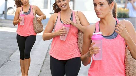 Kelly Brook Shows Off Toned Body As Los Angeles Fitness Regime