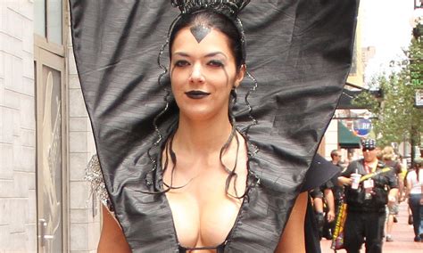 Comic Con 2012 Adrianne Curry Wears Two Daring Leather Outfits As She Puts Her Own Fleshy Spin