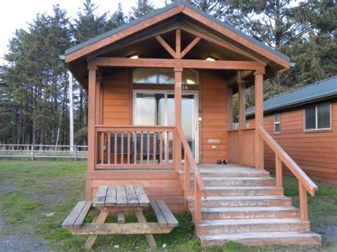 Is the cheapest month to visit, with the most expensive. Hobuck Beach Resort - UPDATED 2017 Prices & Hotel Reviews ...