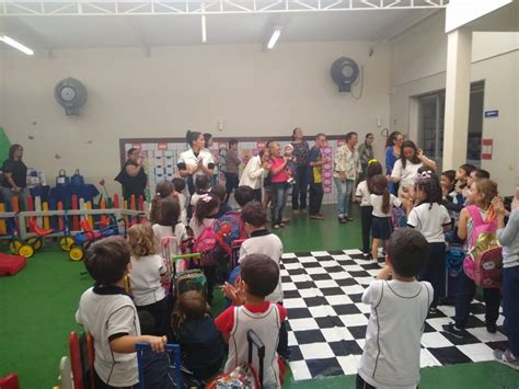 Atividade dia dos avós | educação infantil, dia dos avós. DIA DOS AVÓS - EDUCAÇÃO INFANTIL | Colégio Santa Mônica