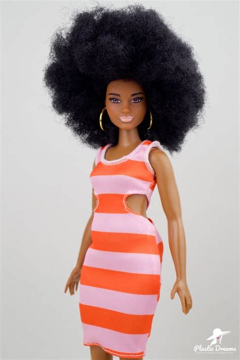 Plastic Dreams Barbie Et Miniatures Fashionistas Barbie Doll Bold Stripes Afro