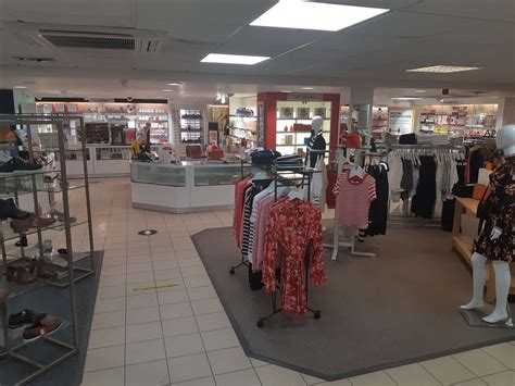 Take A Look At Spaldings Iconic Hills Department Store Ahead Of Re