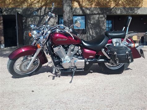 Honda shadow 750 technical data, engine specs, transmission, suspension, dimensions, weight, ignition and performance. Honda Shadow 750 VT 750 C4 750 cm³ 2004 - Lieto ...