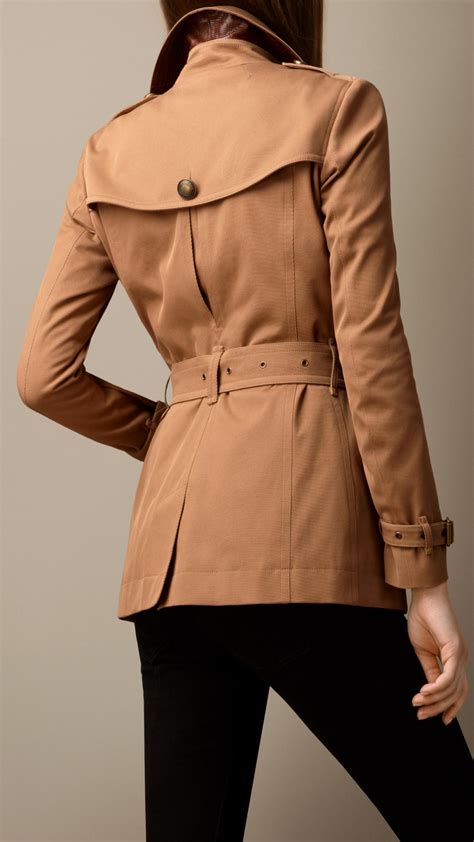 Burberry Short Lizard Detail Trench Coat In Camel Brown Lyst