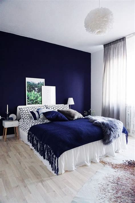 20 Royal Blue Accent Wall