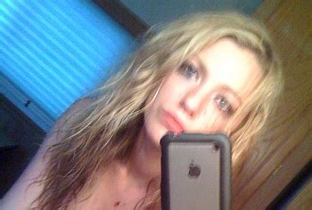 The Fappening Brings Blake Lively Nude Leaked ICloud Photos PlayCelebs Net