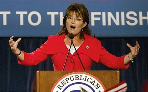Sarah Palin Accuses Barack And Michelle Obama Of Being Unpatriotic