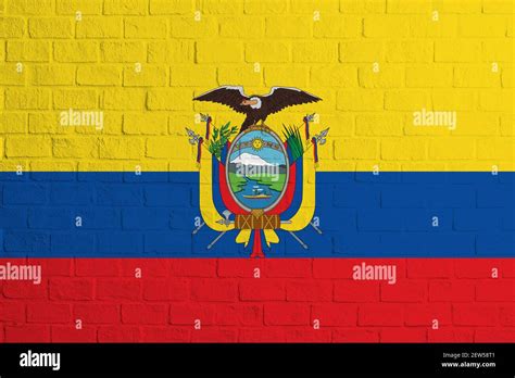 Bandera De Ecuador Textura De La Pared De Ladrillo De La Bandera De Ecuador Fotografía De Stock