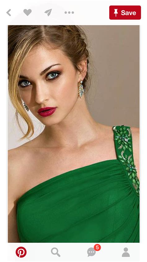 Makeup Look For Green Dress Green Dress Makeup Prom Makeup Looks