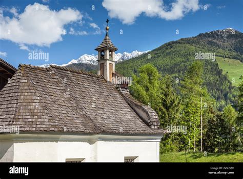 Geography Travel Italy South Tyrol Small Chapel On The Ahrntal