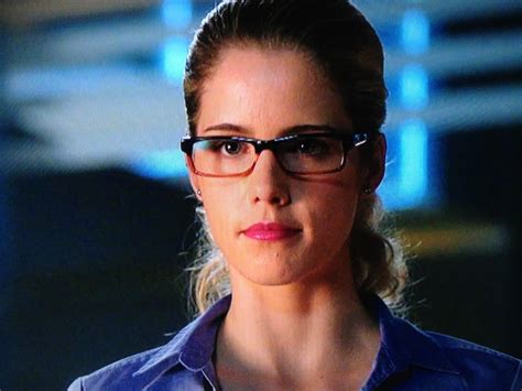 Exclusive Arrows Felicity On Her Awkward Evolution And Why She Is A