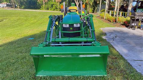 Everglades Equipment Group John Deere 1025r Tlb Tractor Package
