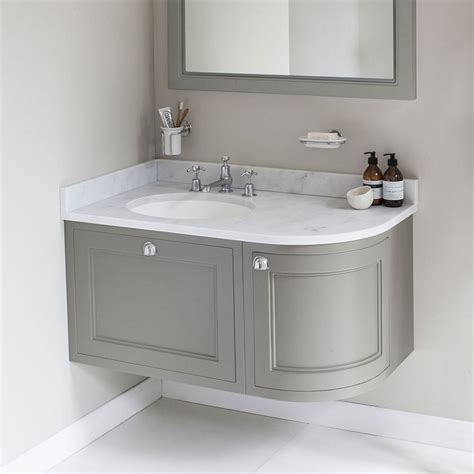 25 Lovely Corner Bathroom Sink Ideas For Small Bathroom Inspiration