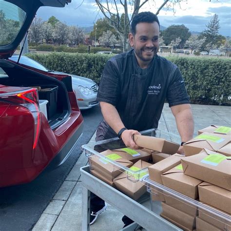 The people here are so friendly. CSAA Insurance Group Donates Thousands of Free Meals ...