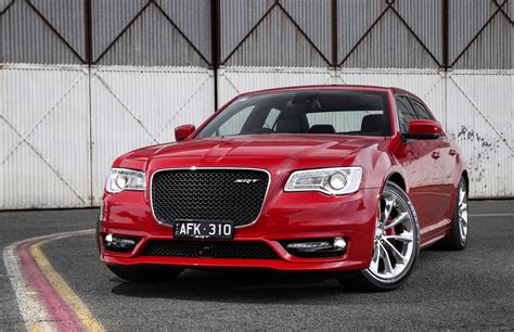 2015 Chrysler 300 Srt Pricing And Specifications Photos Caradvice