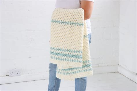 Learn How To Crochet The Moss Blanket Bella Coco Crochet