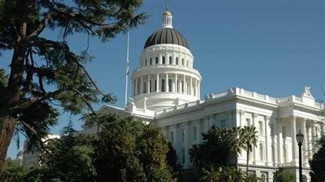 California Loosens Sex Offender Residency Restrictions