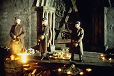 Imagini rezolutie mare Candles in the Dark (1993) - Imagini Lumina in ...